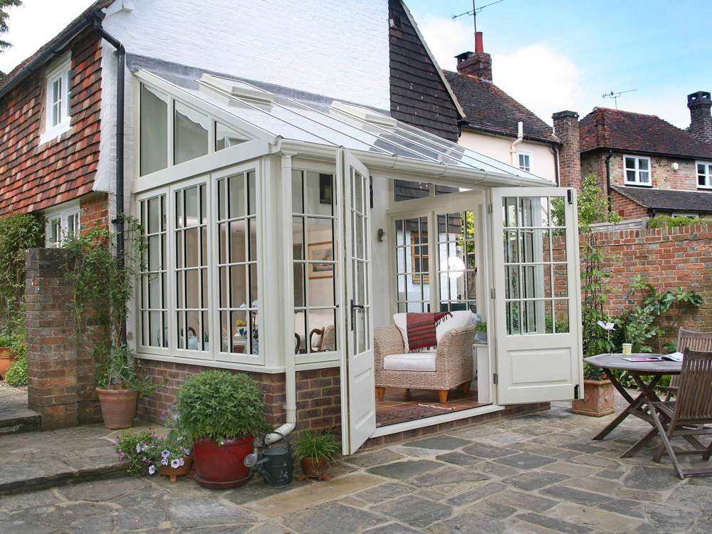  Lean to conservatory with lovely Georgian astragal bars for orthenticity
